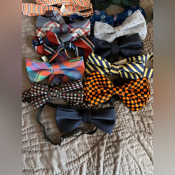 19 Colorful Kids Bow Tie Set - Picture 2 of 4